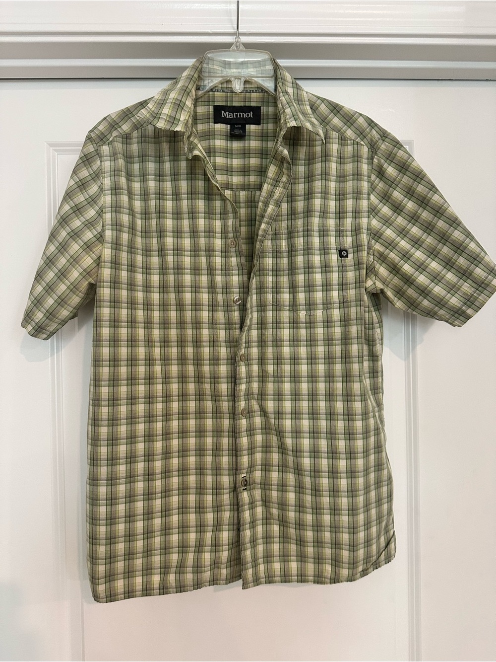 Marmot Men's Olive and Light Green Plaid Short-Sleeve Button-Down Shirt